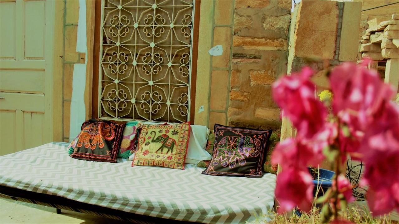 Hostel Marigold Home Stay Джайсалмер Екстериор снимка